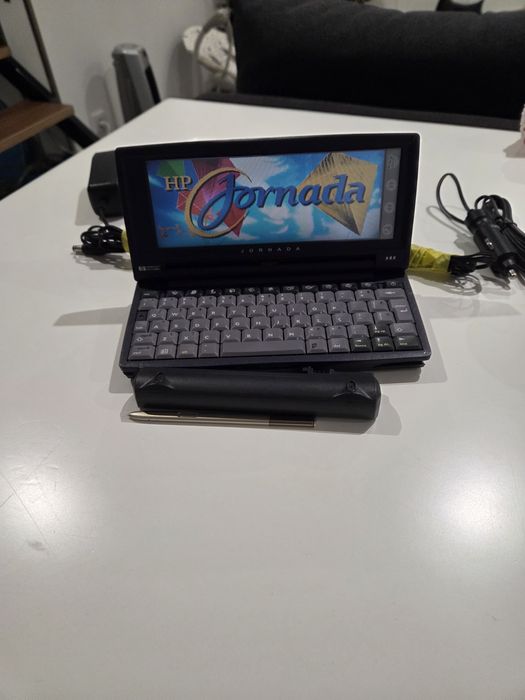 Mini Portátil HP jornada