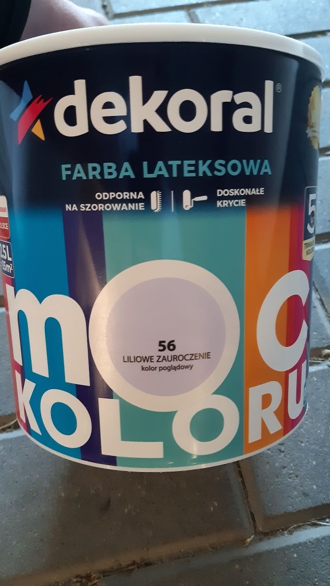 Farba lateksowa Dekoral Moc Koloru 
LILIOWE ZAUROCZENIE nr 56
2,5 l