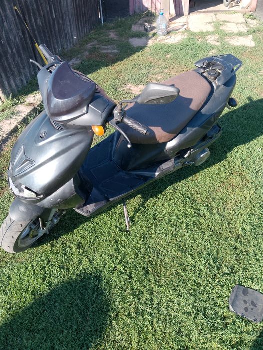 Скутер Defiant velon 2008