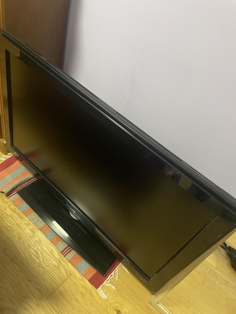 estou a vender televisao Philips