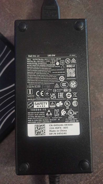 DELL  M4700 Intel Core i3-3110M /16 Gb/120 Gb SSD / 1 TB Gb HDD