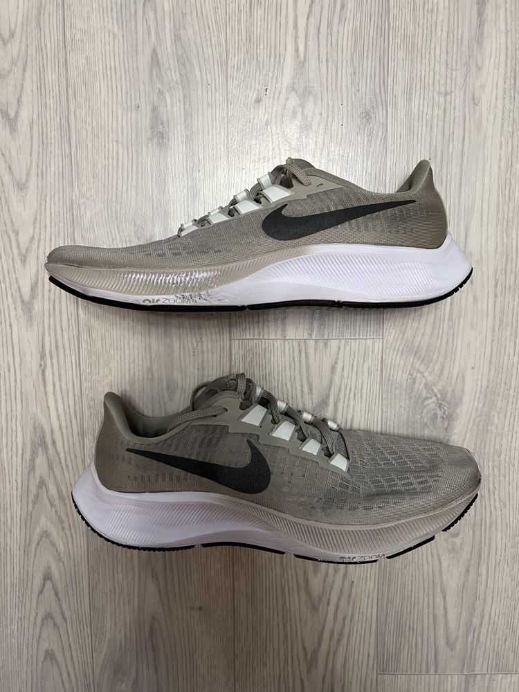 Спортивные кроссовки Nike Air Zoom Pegasus 37 (найк)