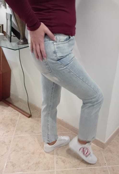 Jeans da Bershka  e Jeans da Pink