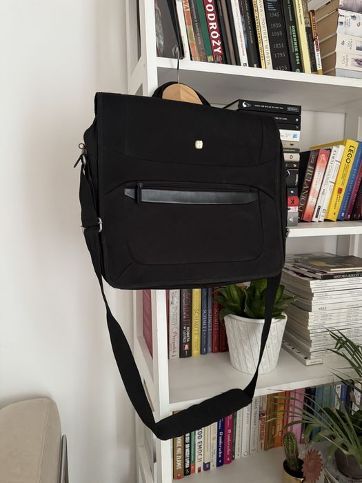Torba na laptopa Wenger, 16 cali, teczka na komputer czarna, z klapą