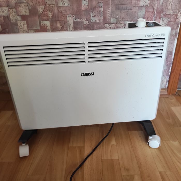 Продам обогреватель Zanussi