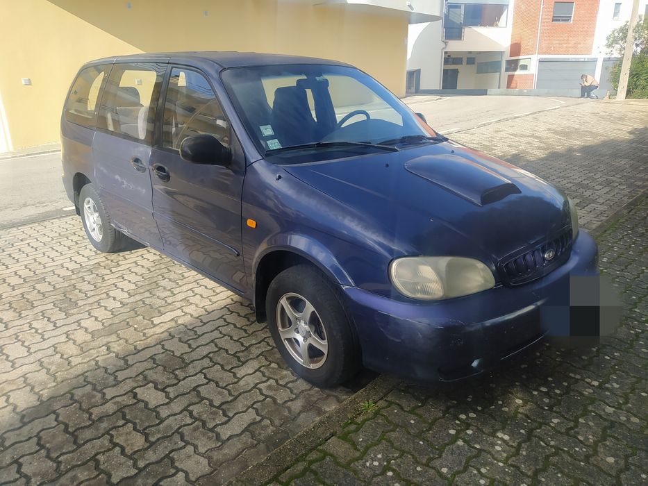 Monovolume Kia Carnival