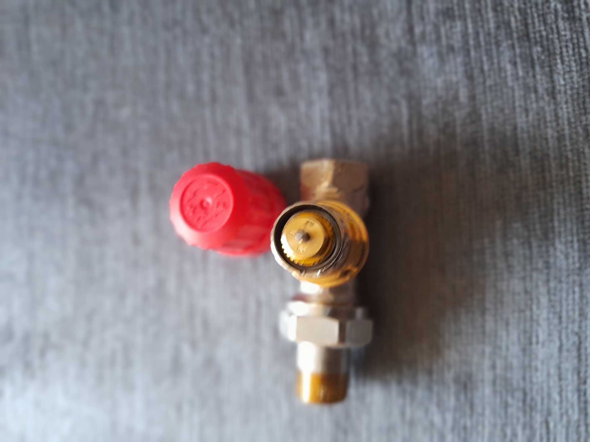zawór termostatyczny CO 3/8 DANFOSS