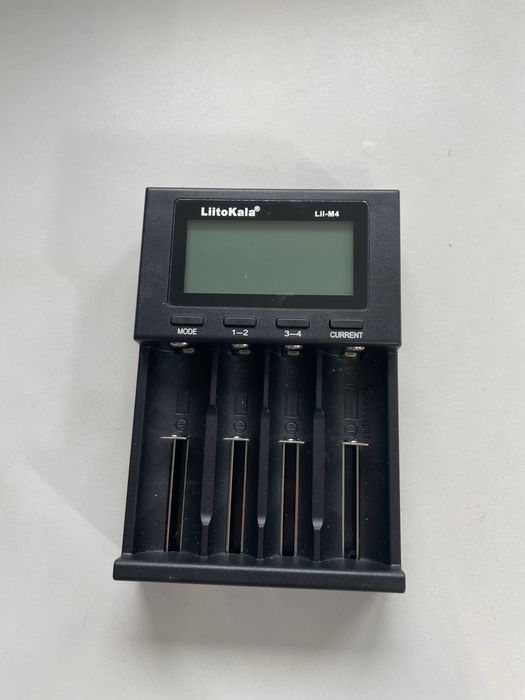 Ładowarka LiitoKala Lii-M4 Smart Charger