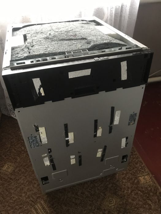 Вбудована посудомийка Beko 45cm