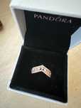 Anel Pandora Sparkling Marquise Double Wishbone