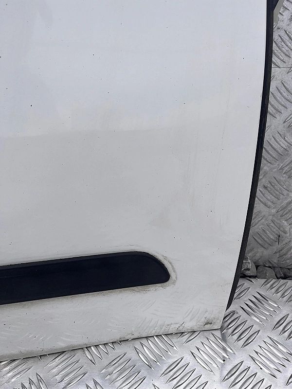 Drzwi Prawy Przod Przednie Z Listwa Citroen C4 Picasso Ii 2