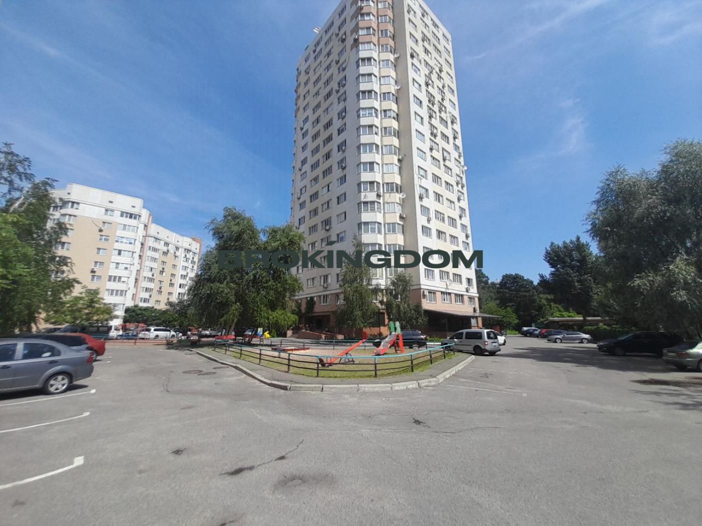Продаж велика 1-кімн квартира, 55 м² / вул. Симоненка 2-б, / Бровари