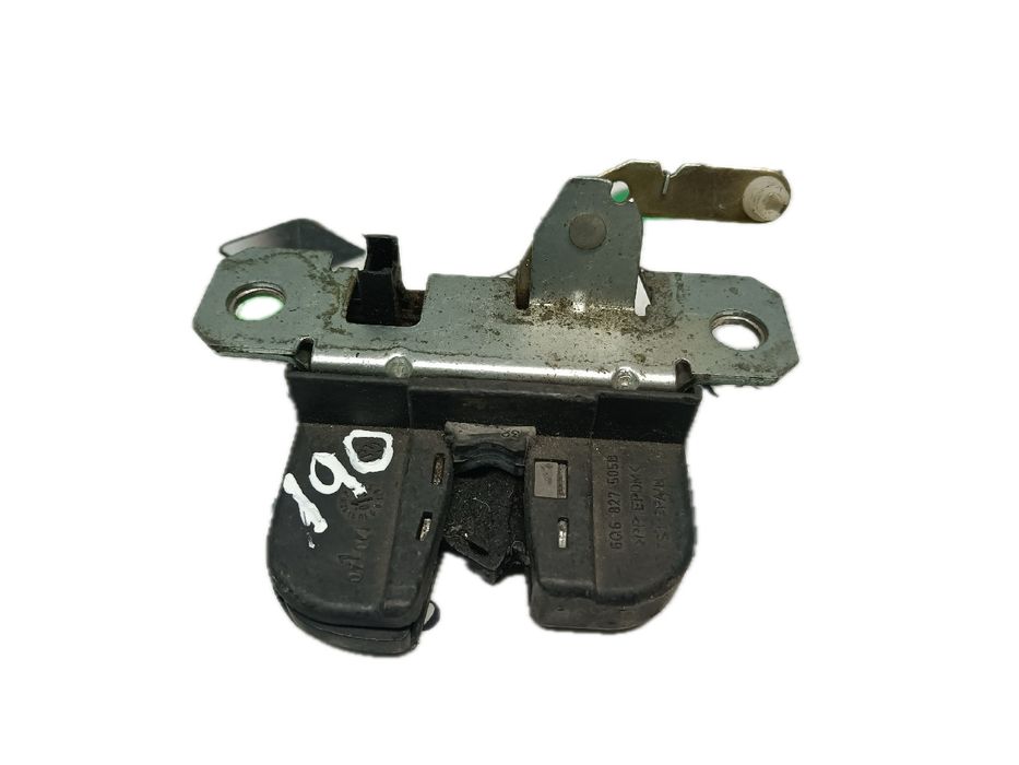 Fechadura / fecho da mala VOLKSWAGEN Polo (9N)