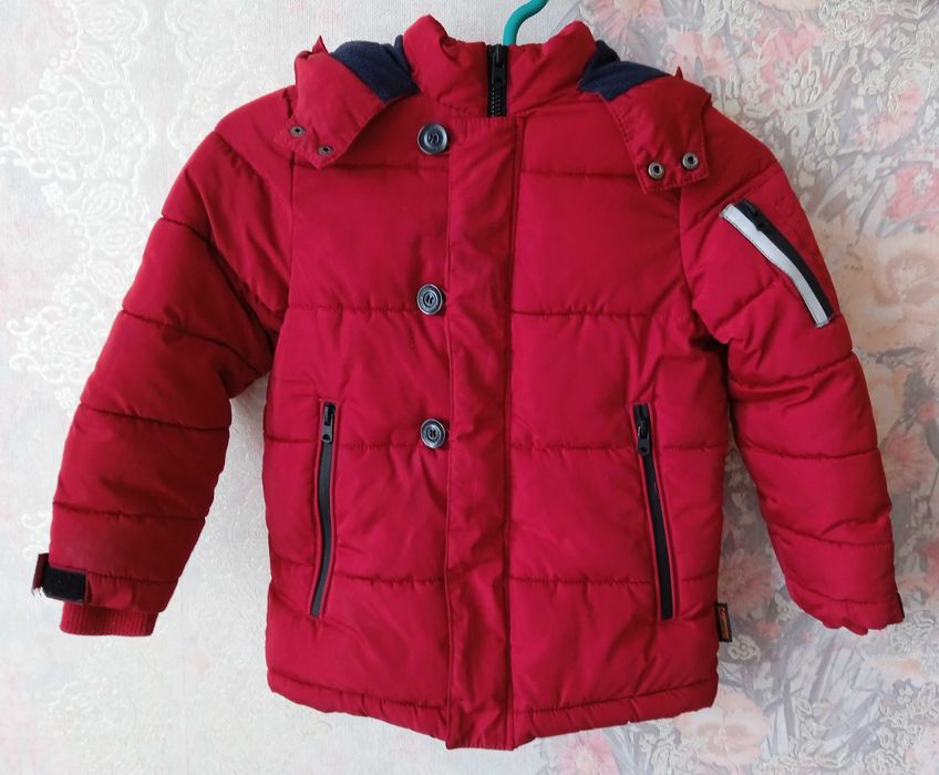 Дитяча зимова куртка OVS 104см червона