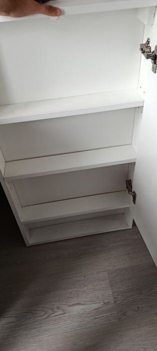 Szafka wisząca z lustrem, szafka łazienkowa