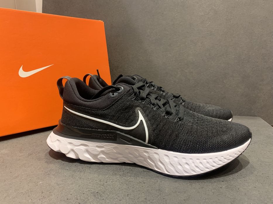 Buty do biegania Nike React Infinity Flyknit r42.5