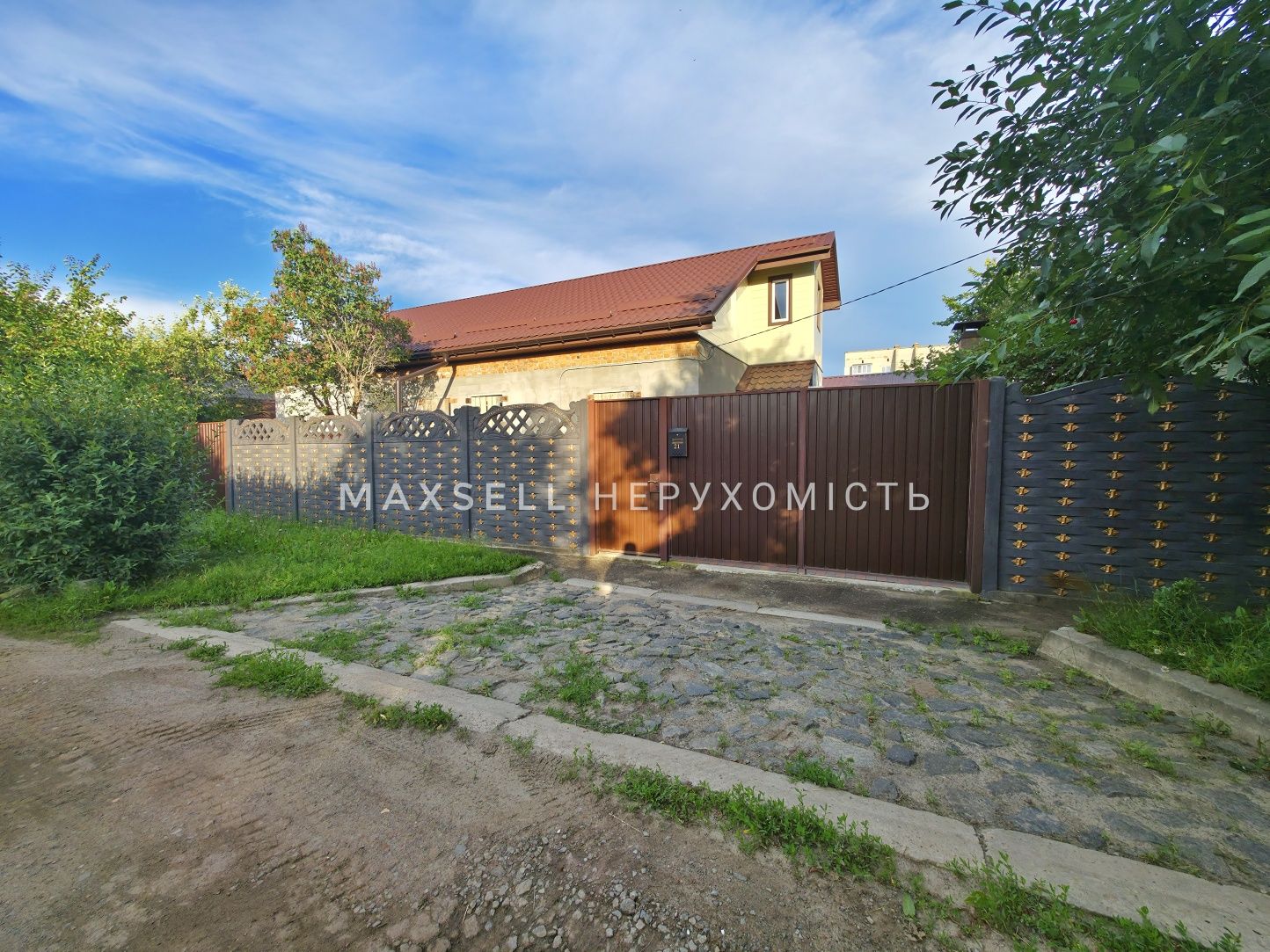 Продам хороший будинок в районі вул. Роменська