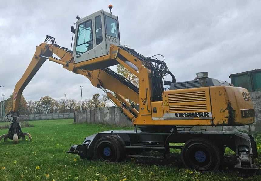 Koparka - ładowarka LIEBHERR 924 Litronic z Niemiec