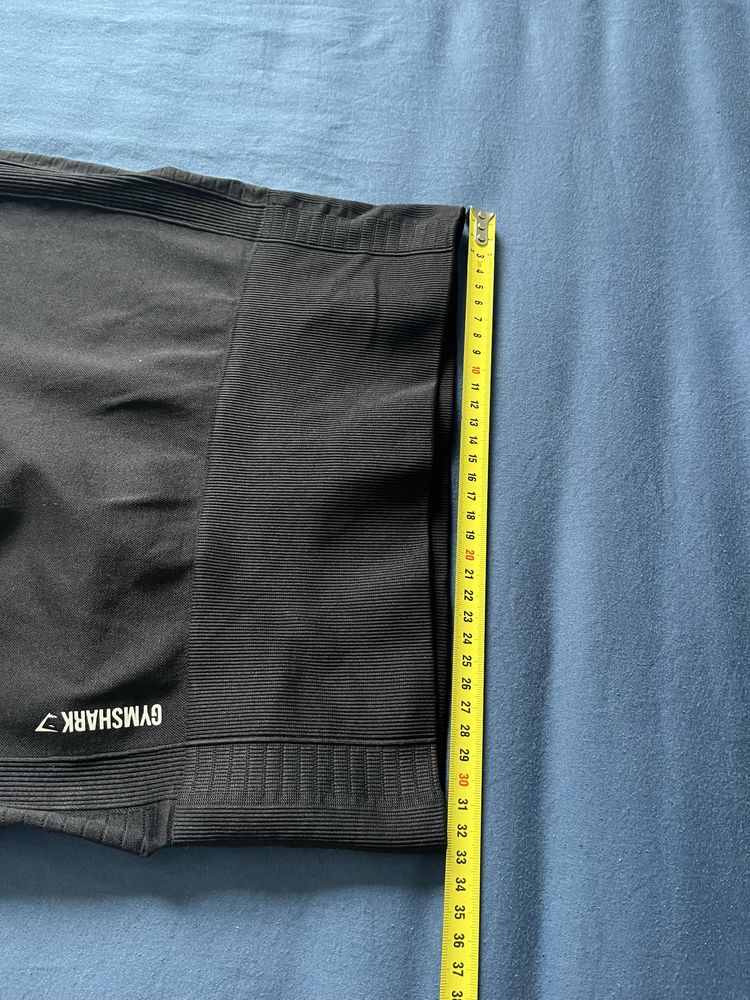 Czarne leginsy z wysokim stanem gymshark