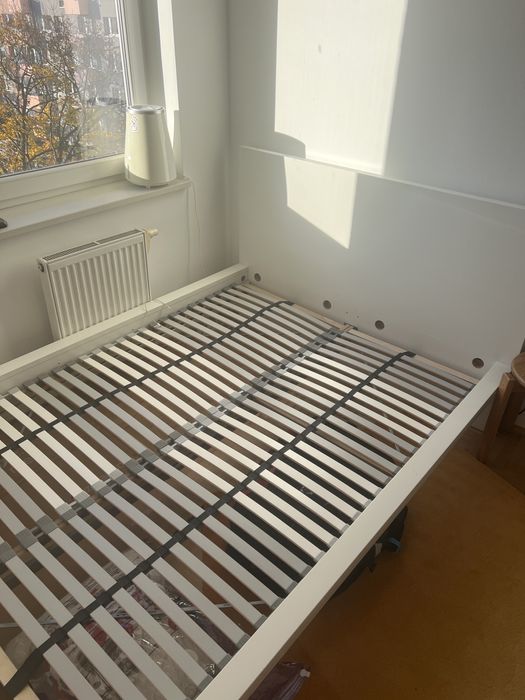 Ikea malm łóżko + stelaż 140x200