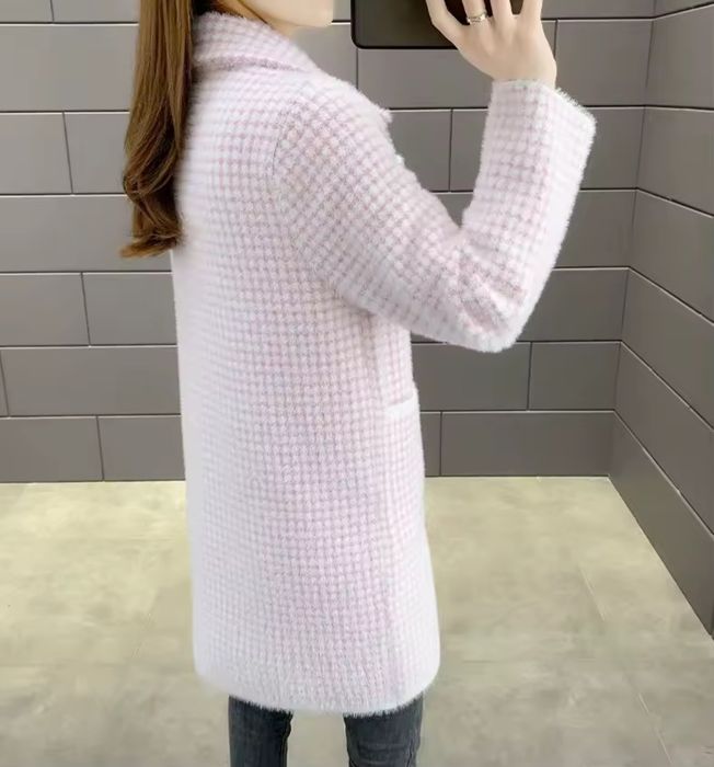 Płaszcz pudrowo-różowy biały pepitkę alpaka wiosna jesień