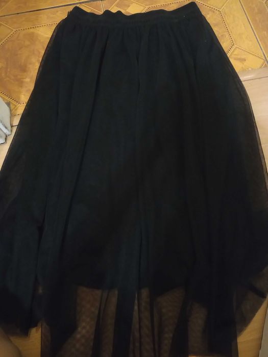 Spódnica czarna tiulowa rozmiar L jak nowa
