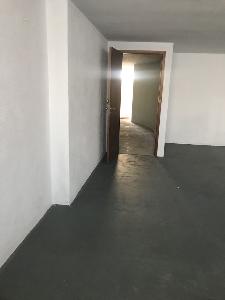 Cave para arrumos em seixezelo gaia