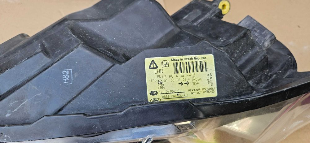 FORD FIESTA MK7 Lampa Przednia Przód Lewa Zwykła