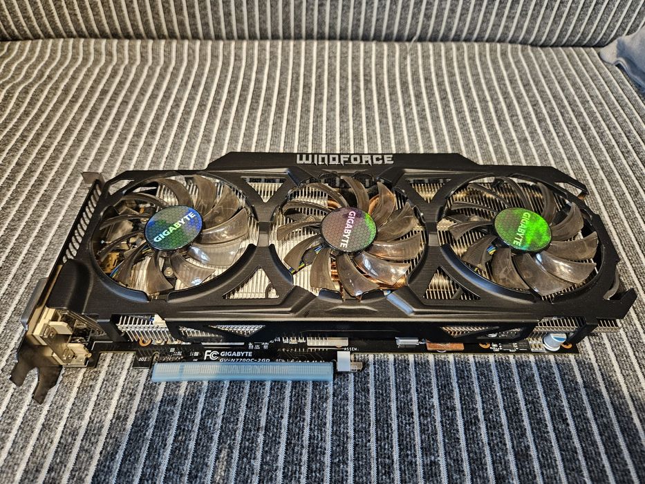 Gigabyte GV-N770OC-2GD 2 GB GDDR5