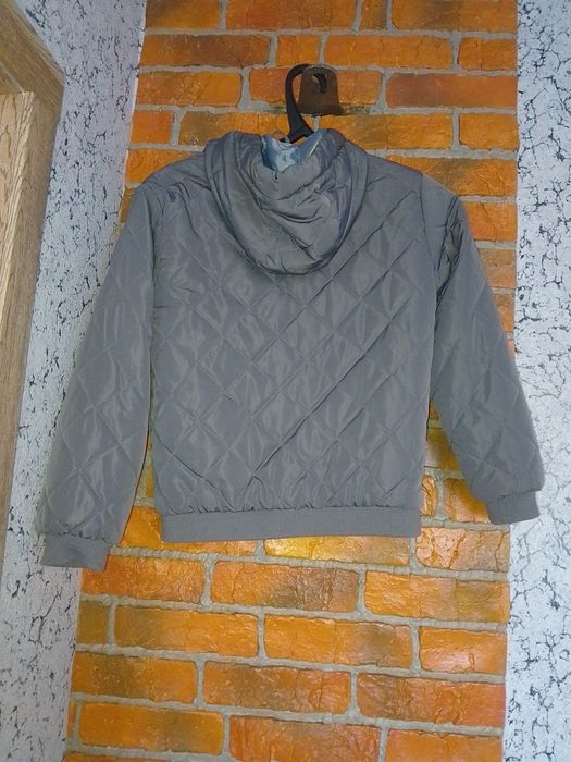 Продам курточку на хлопчика