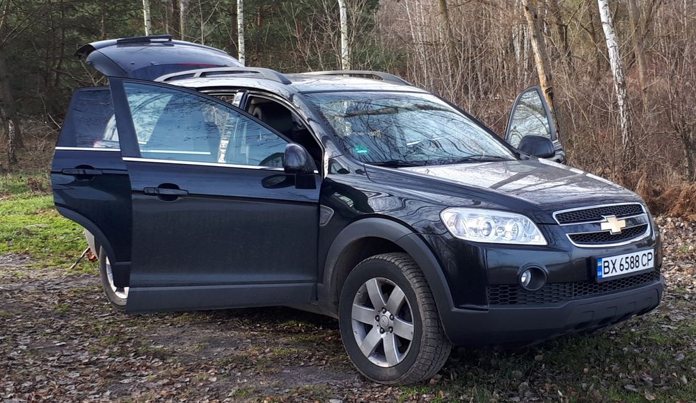 Chevrolet CAPTIVA LS, 2010
