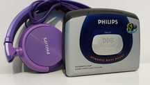 Комплект с аксессуарами  PHILIPS AQ6485 кассетный плеер