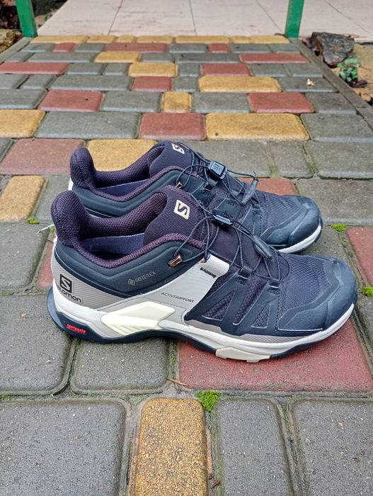Кроссовки Salomon Gore tex