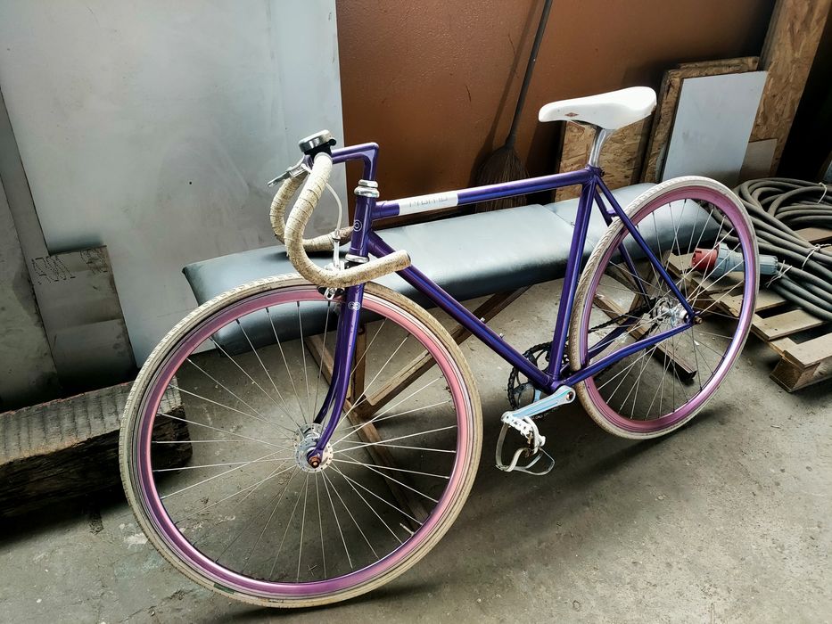 Rower Creme Cycles 2012 Fixed Gear Bike - Purple