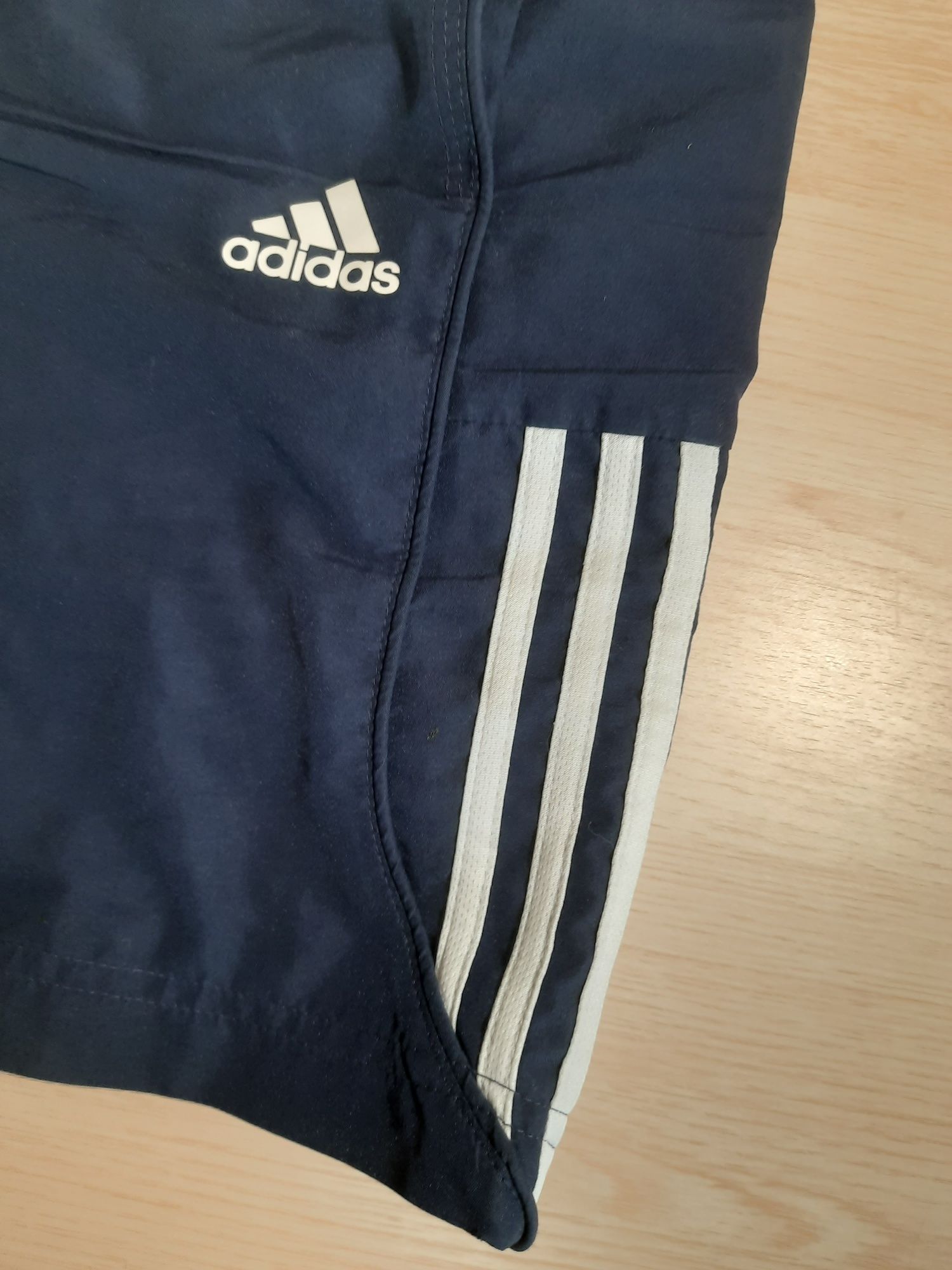 Шорти adidas,адидас