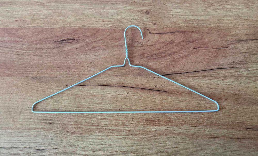 Nowy zestaw wieszaków / 100szt / wieszak / metalowy / garderoba/ szafa