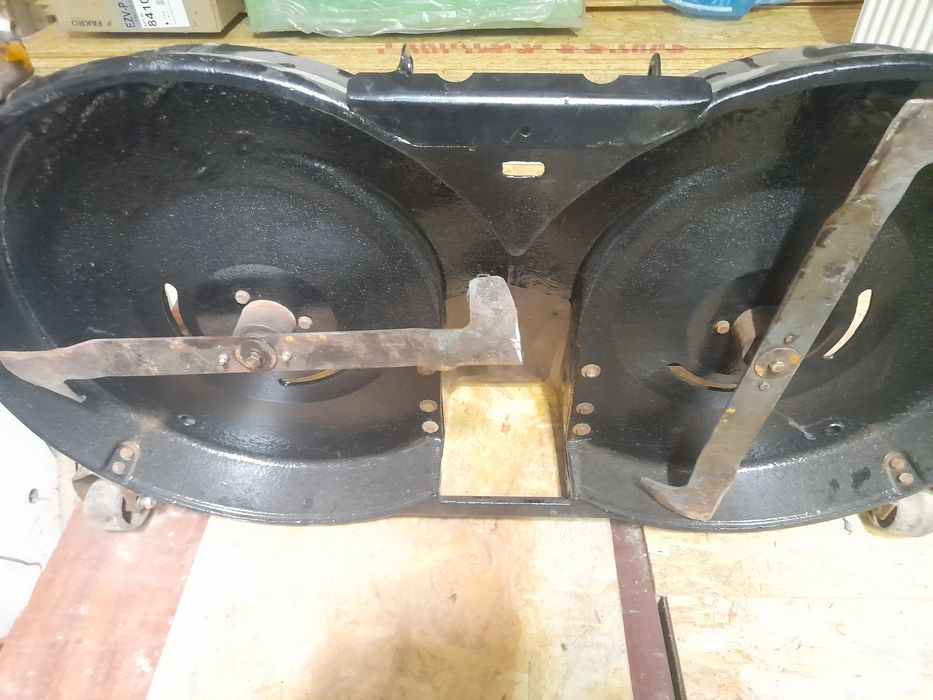 Sprzedam kosisko do traktorka kosiarki aluminium cub cadet