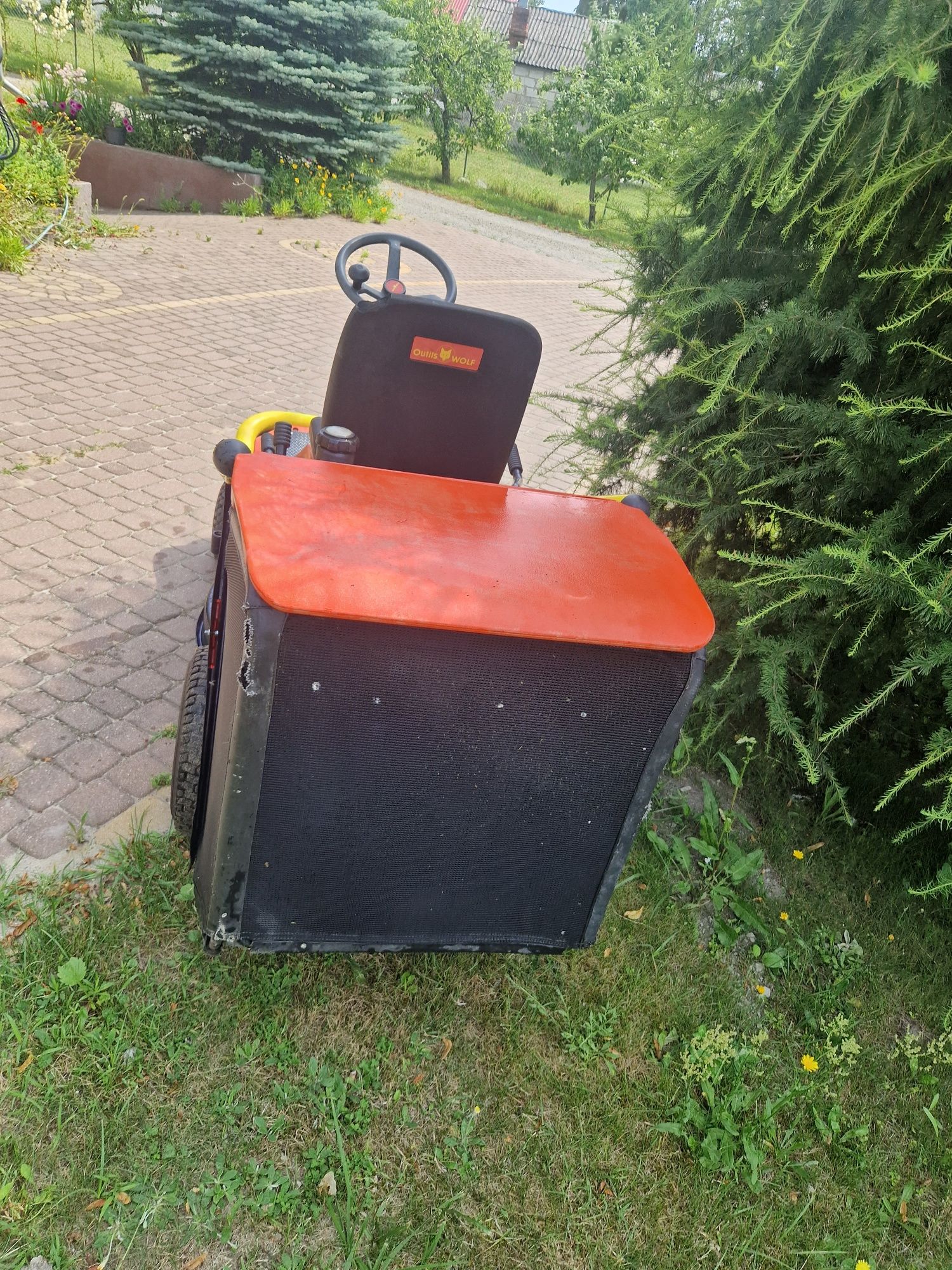 Kosiarka traktorek wolf garten etesia bahia
