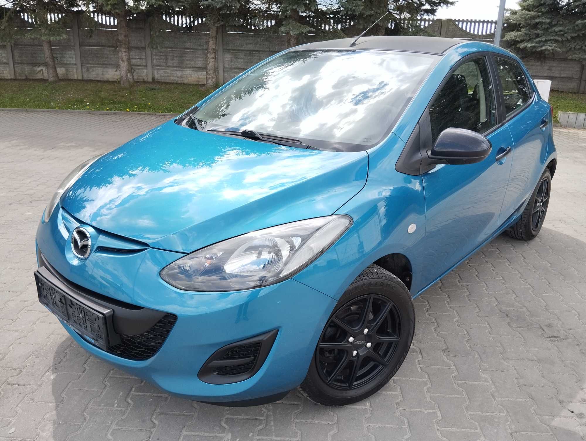 Mazda 2 * 1.3 benzyna * 2012r  * 130tys. km * 2 kpl kół* opłacony