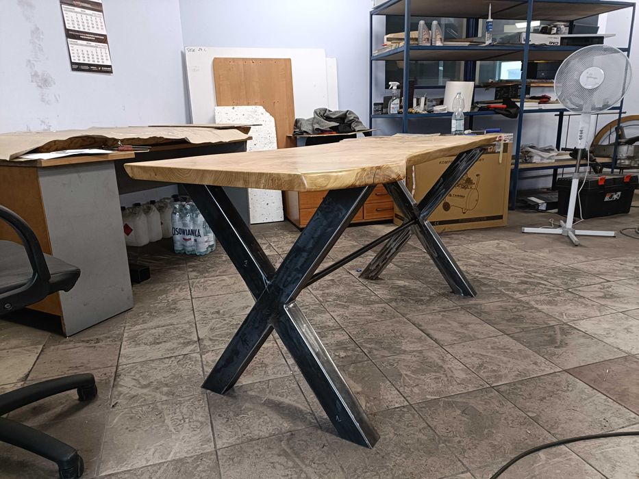 Nogi typu pająk z blatem Jesion