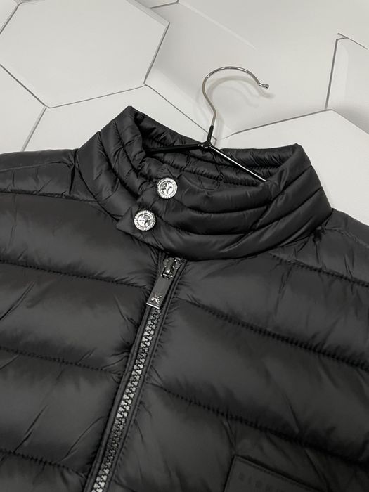 Безрукавка John Richmond