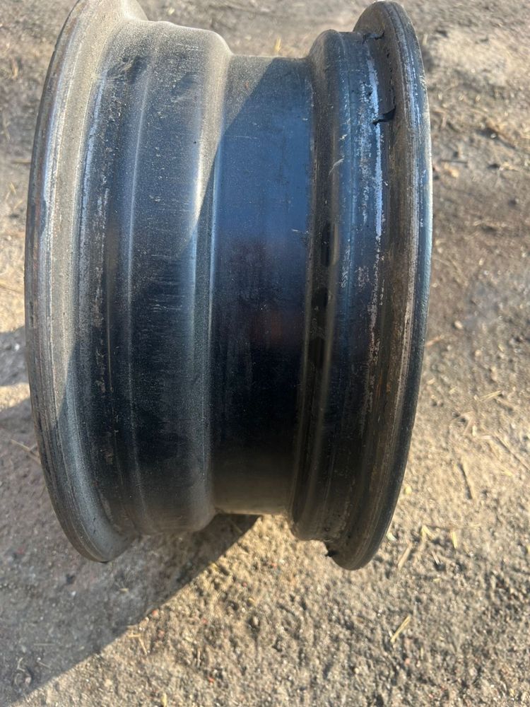 Комплект диска R15 4/114.3 + комплект колпаков