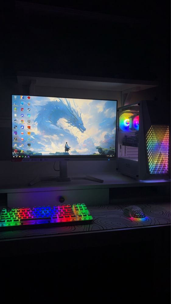 Komputer gamingowy +monitor +myszka i klawiatura