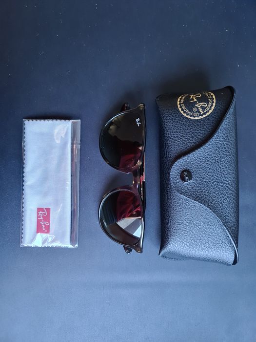 Óculos de sol Ray Ban Novos