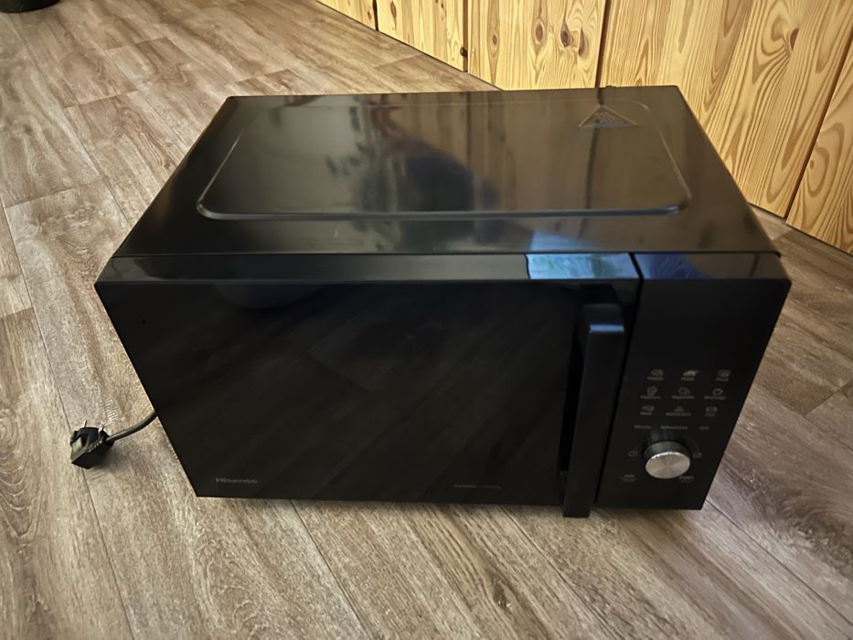 Mikrofalówka Hisense sprawna