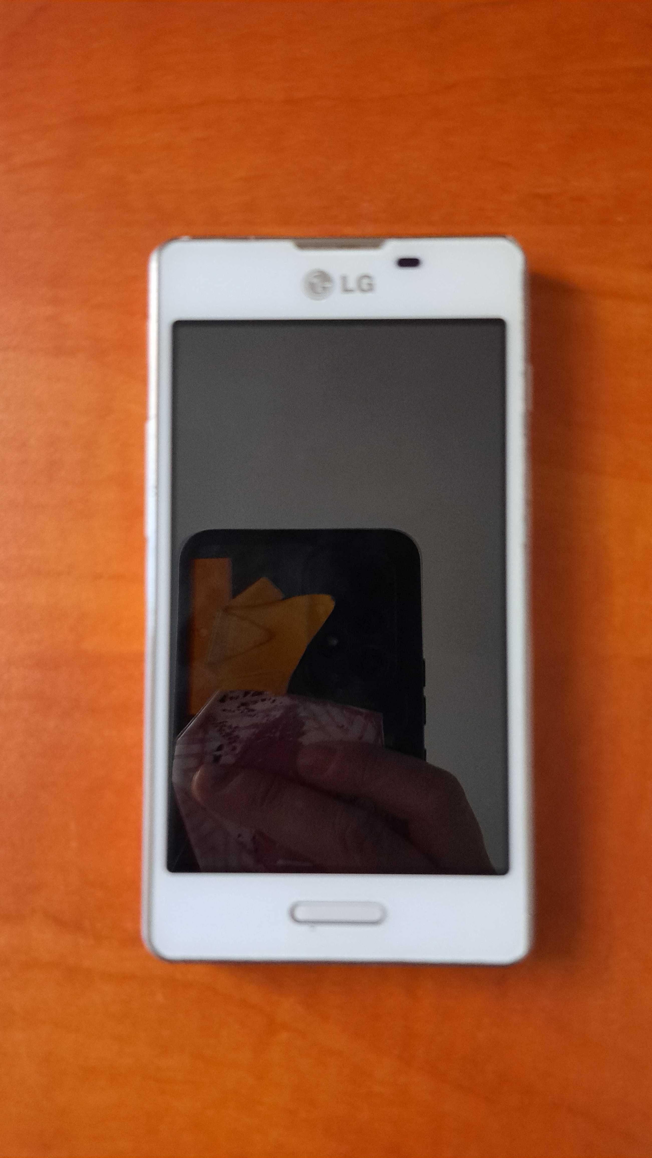 Telefon LG E460 w bardzo dobrym stanie