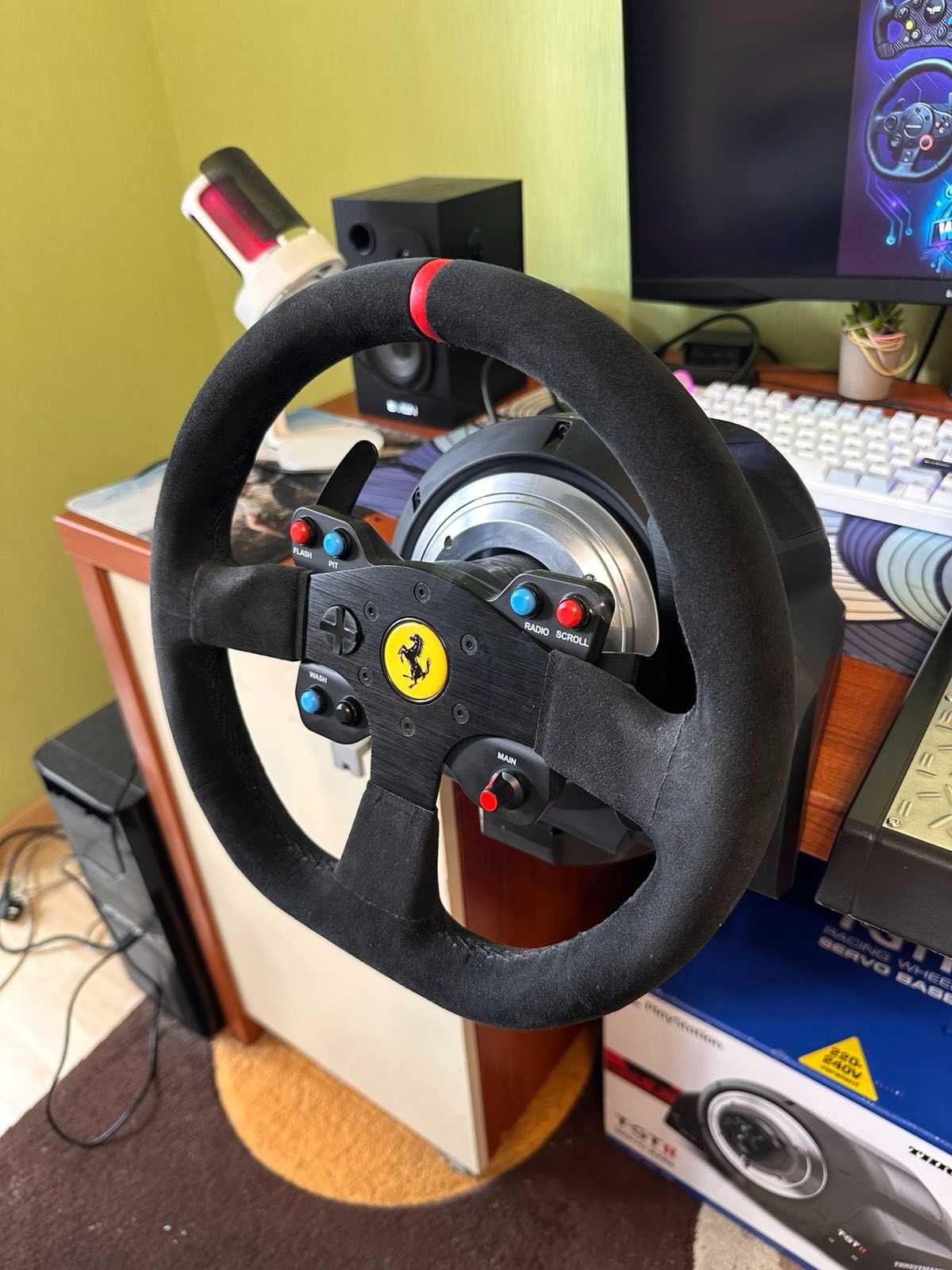 Игровой Набор Thrustmaster T-GT 2 +Thrustmaster T-LCM +Alcantara Wheel