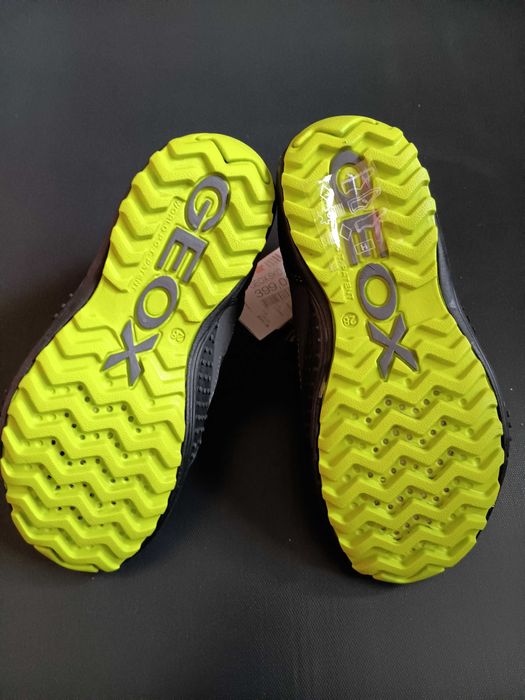 Adidasy na rzepy Geox