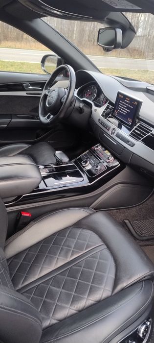 Samochód do ślubu Audi A8