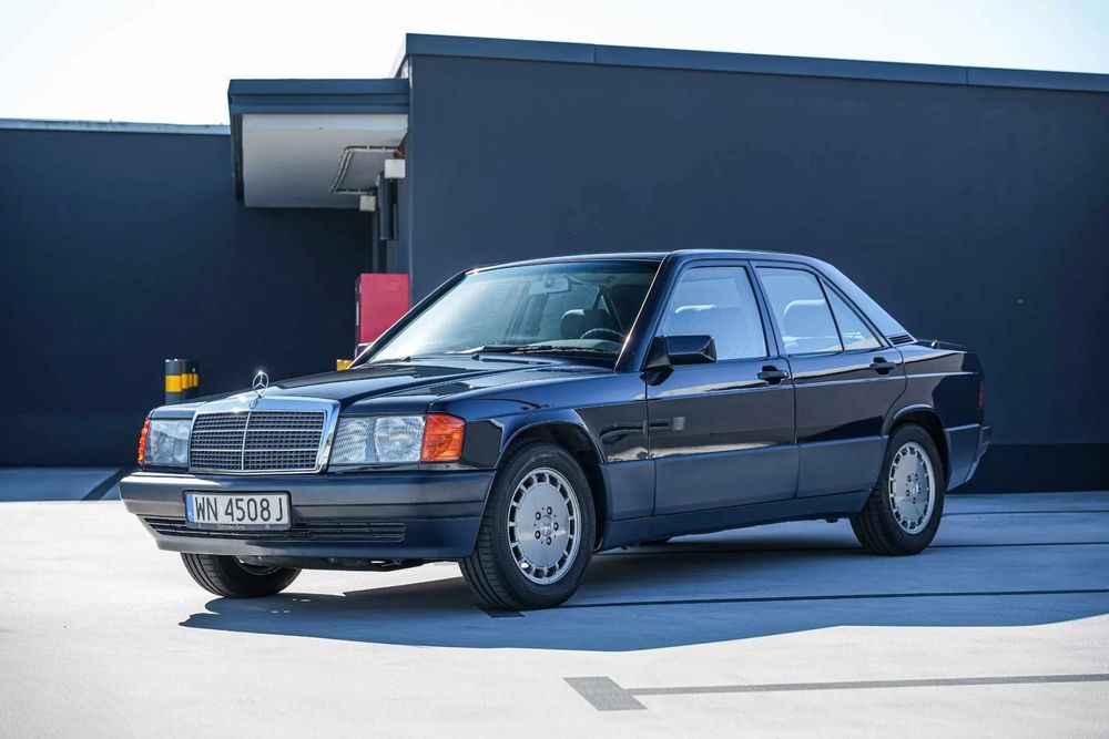 Mercedes-Benz W201 (190)